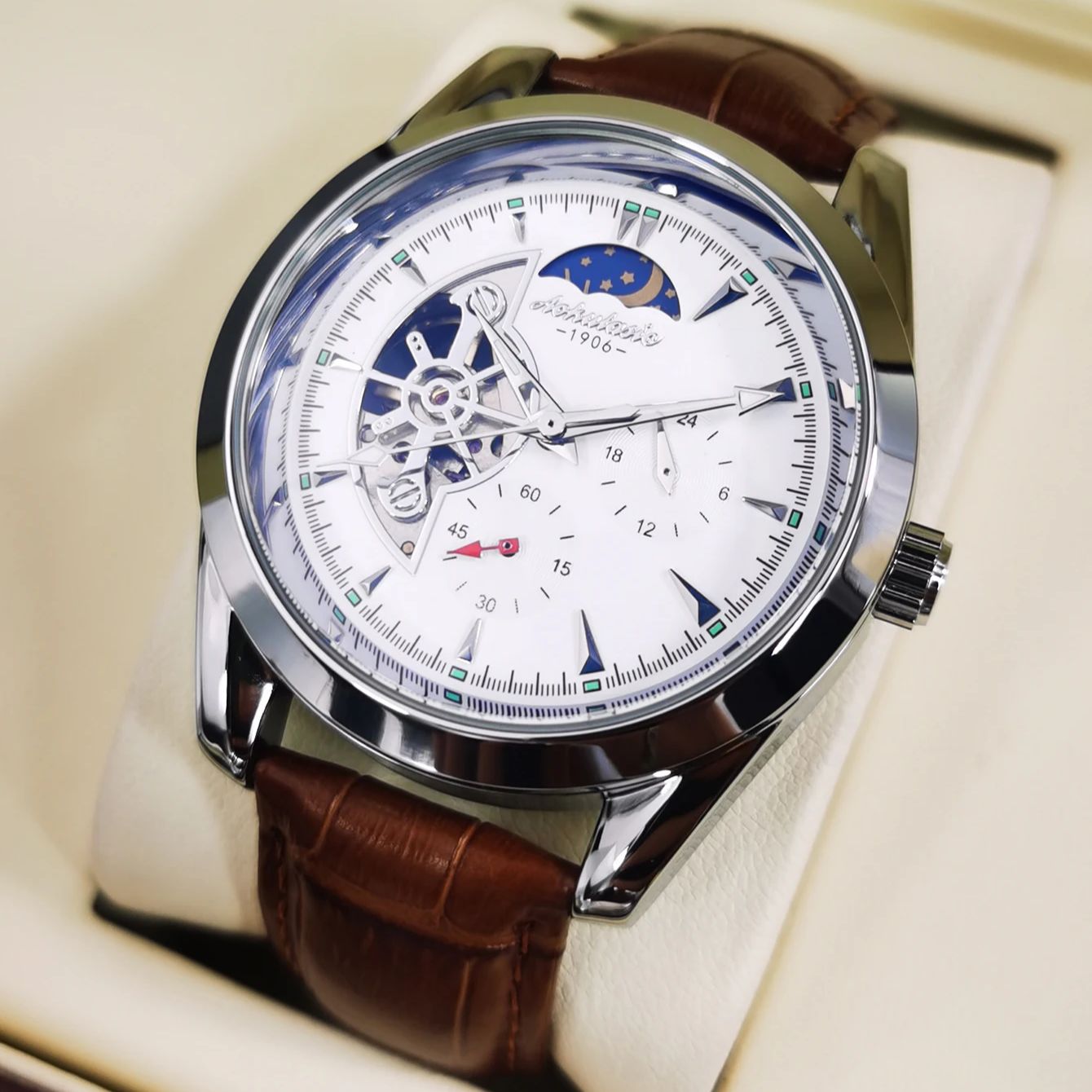 AOKULASIC Business Mens Watche - Luxury Watch Holder For Men recension och pris