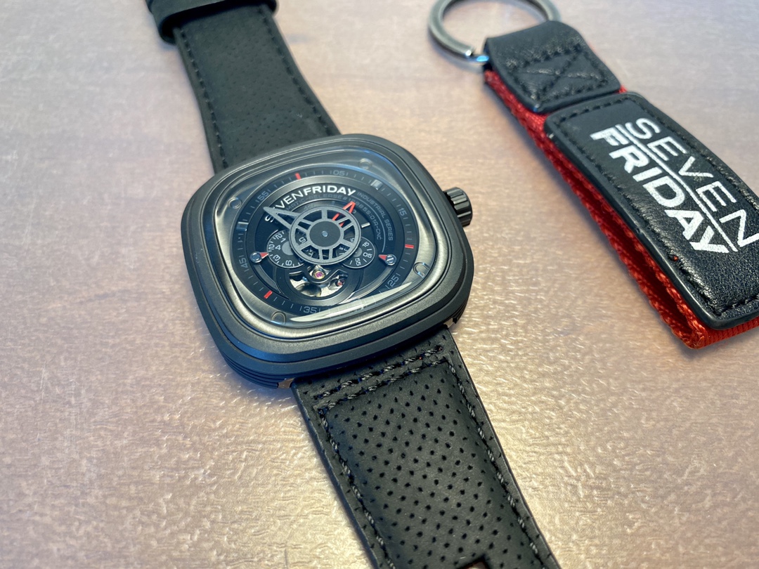 SEVENFRIDAY watch P3/01 men's  - Luxury Watch Holder For Men recension och pris