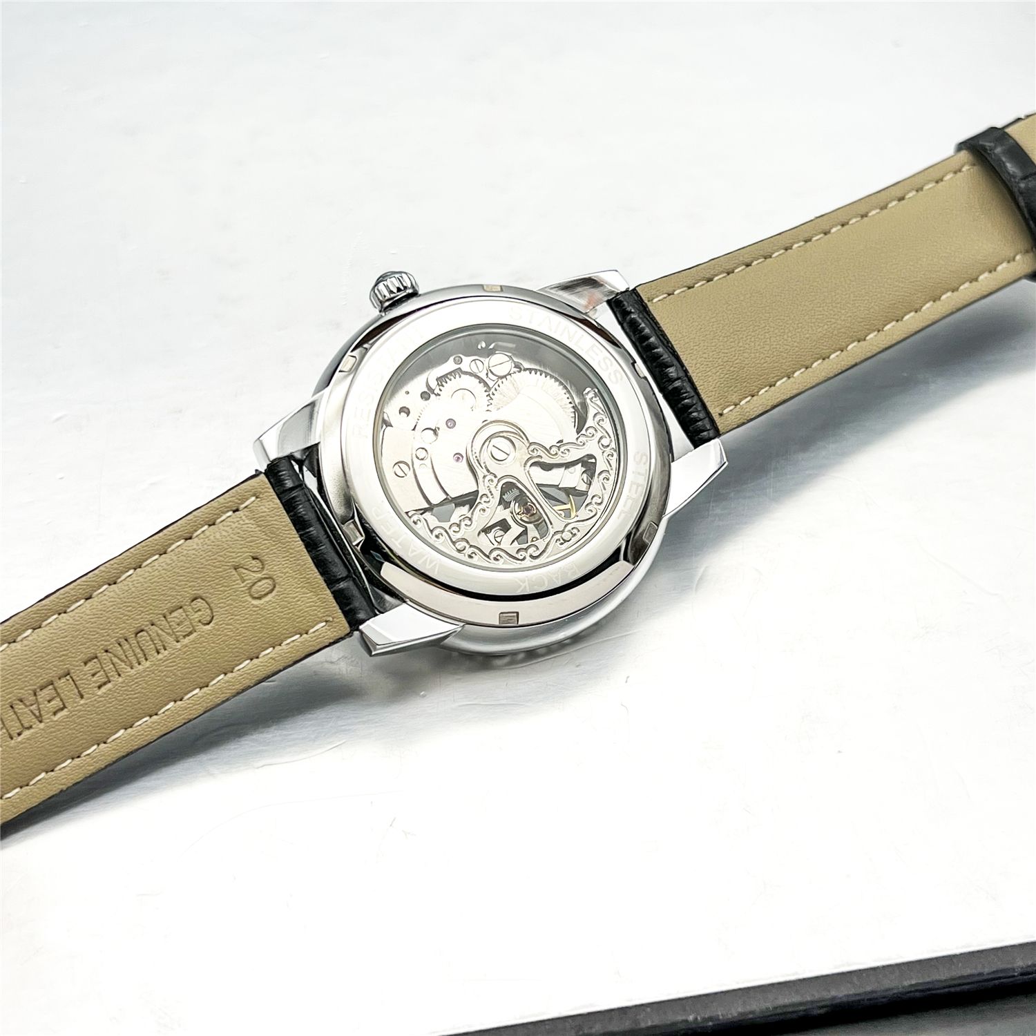 New High-Value Lightweight Lux - Luxury Watch Holder For Men recension och pris