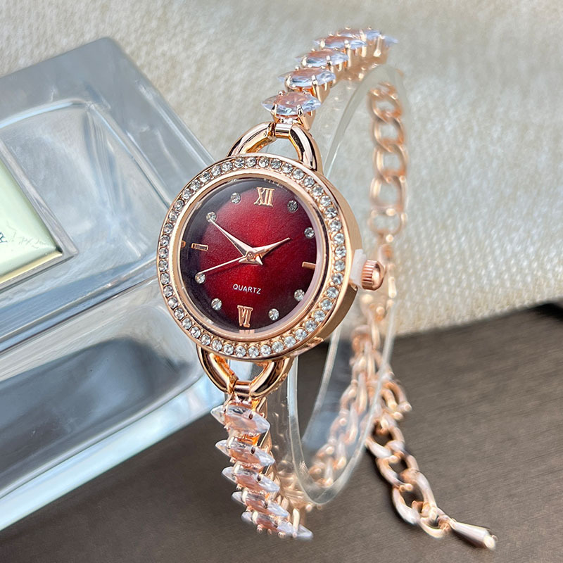 UTHAI CQ383 Fashionable Women  - Luxury Watch Straps recension och pris